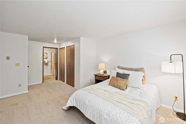 200 Mt Park Boulevard SW #A204, Issaquah, WA 98027