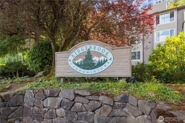 200 Mt Park Boulevard SW #A204, Issaquah, WA 98027