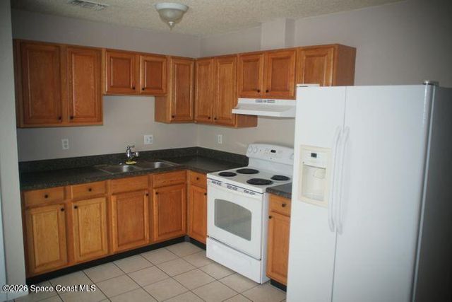 461 Ellington Avenue SE, Palm Bay, FL 32909