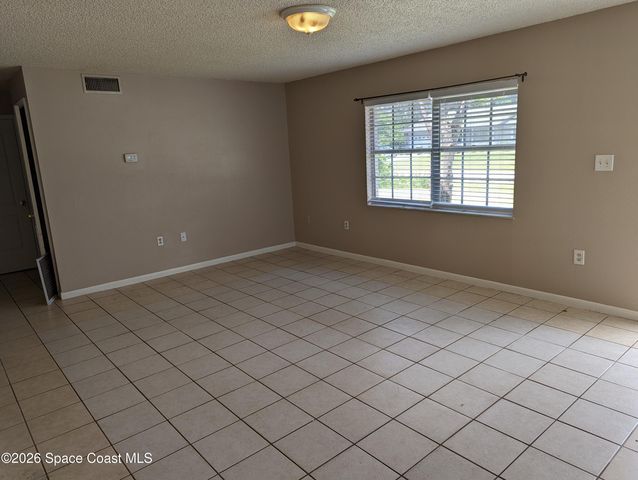 461 Ellington Avenue SE, Palm Bay, FL 32909