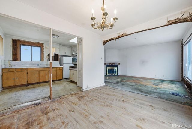 92 Nueva Avenue, San Francisco, CA 94134