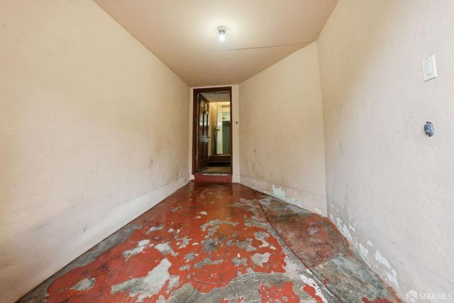 92 Nueva Avenue, San Francisco, CA 94134