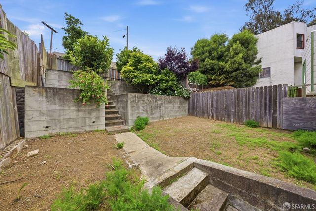 92 Nueva Avenue, San Francisco, CA 94134