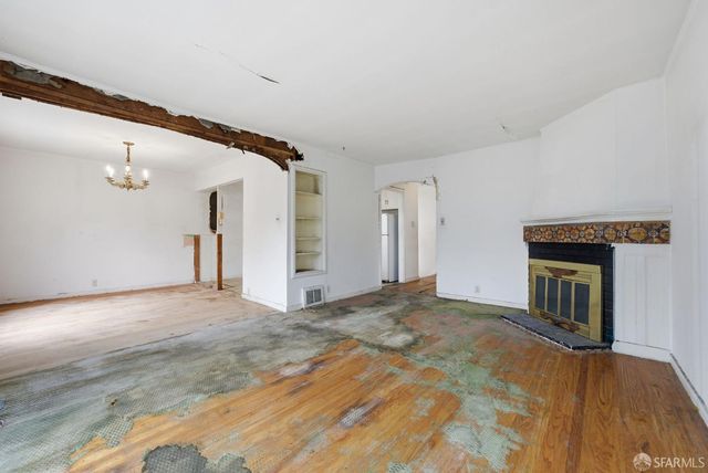 92 Nueva Avenue, San Francisco, CA 94134