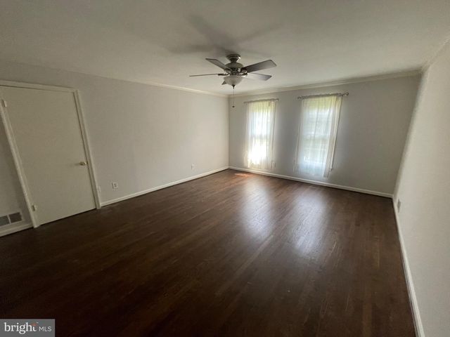 9609 BARKSTON CT, Rockville, MD 20850
