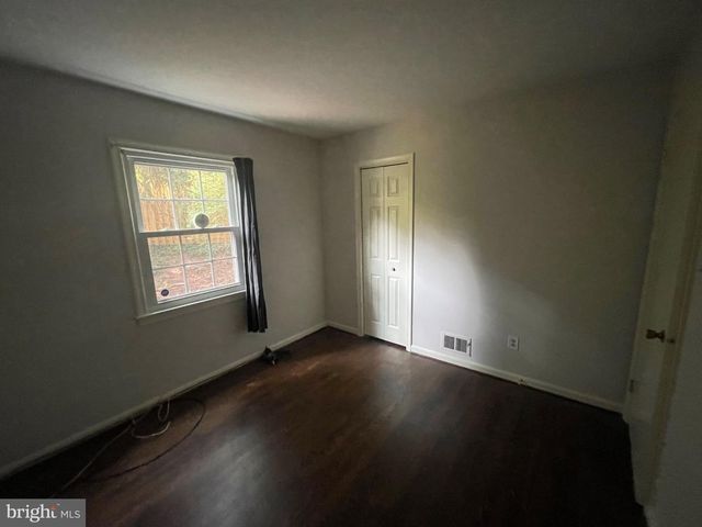 9609 BARKSTON CT, Rockville, MD 20850