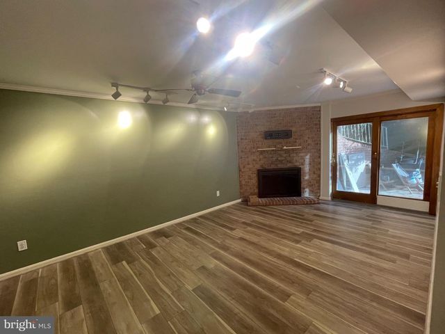 9609 BARKSTON CT, Rockville, MD 20850