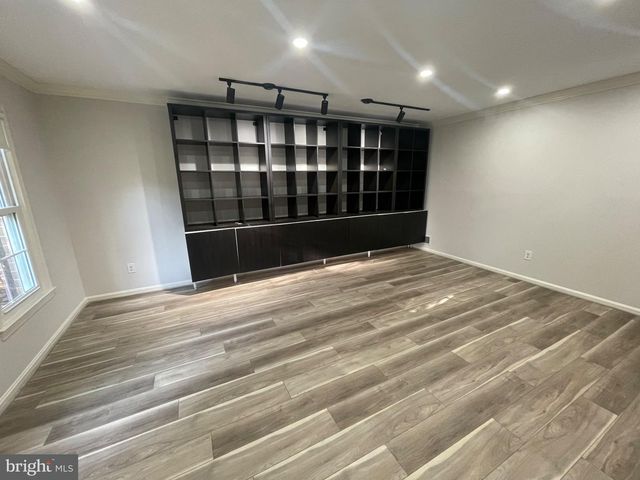 9609 BARKSTON CT, Rockville, MD 20850