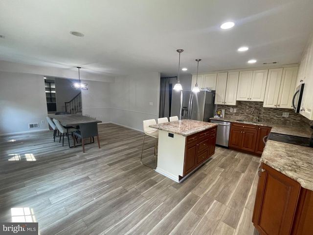 9609 BARKSTON CT, Rockville, MD 20850