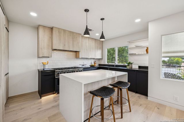 305 Joliet Ave Apt D, San Antonio, TX 78209