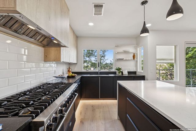 305 Joliet Ave Apt D, San Antonio, TX 78209