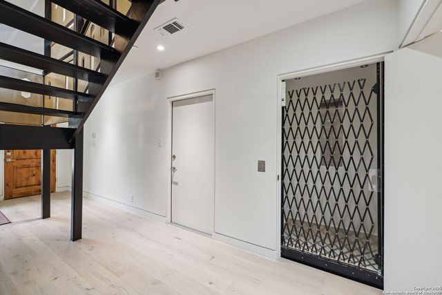 305 Joliet Ave Apt D, San Antonio, TX 78209