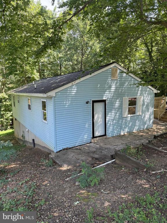 709 SPRUCE, Lusby, MD 20657