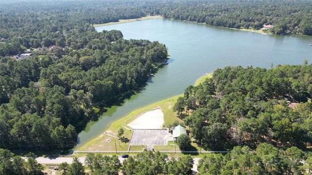 20002 Sapphire Circle, Magnolia, TX 77355
