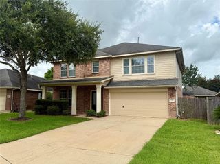 718 Rock Creek Court, Rosenberg, TX 77469