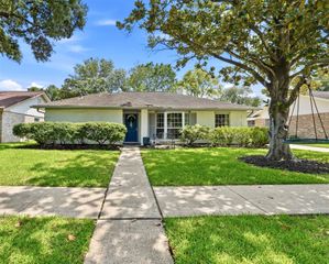 12919 Westhorpe Drive, Houston, TX 77077