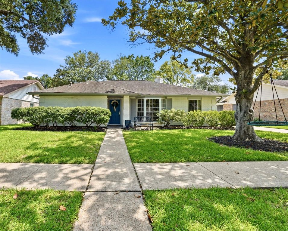 12919 Westhorpe Drive, Houston, TX 77077