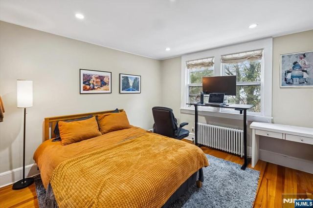 138 Chestnut Ridge Road, Saddle River, NJ 07458