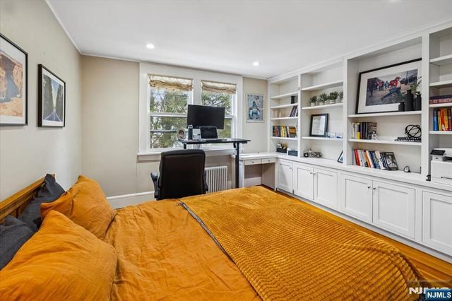 138 Chestnut Ridge Road, Saddle River, NJ 07458