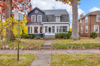 218 4th Street, Jackson, MI 49201