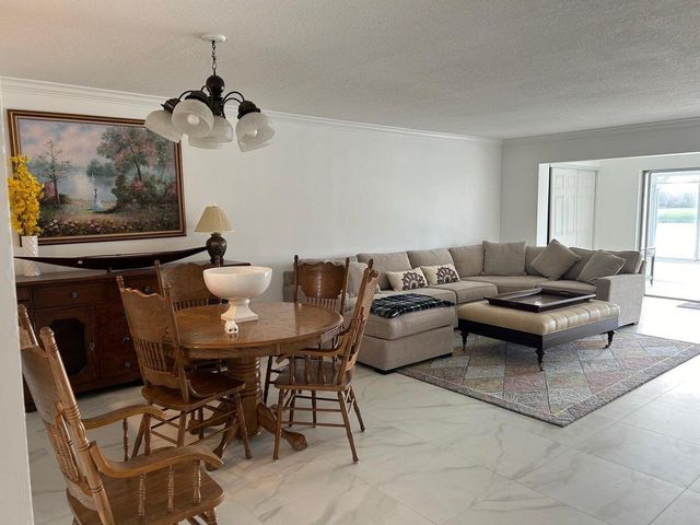 1720 NW 20th Street 104, Delray Beach, FL 33445