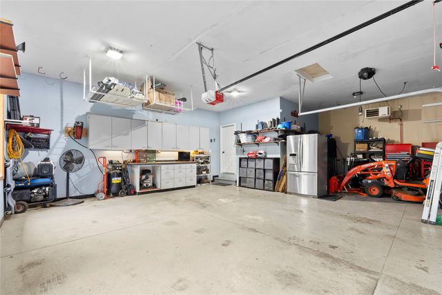 3256 Meadow Ridge Rd NE, Solon, IA 52333