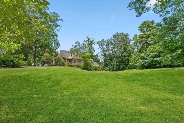 658 Nelson Dr, Baton Rouge, LA 70808