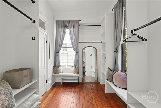 415 Whitaker Street, Savannah, GA 31401