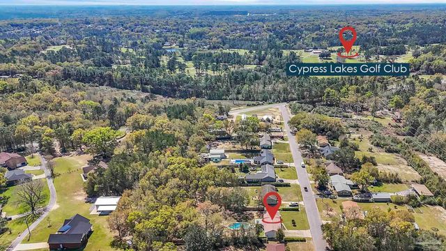 1172 New Haven Dr, Cantonment, FL 32533