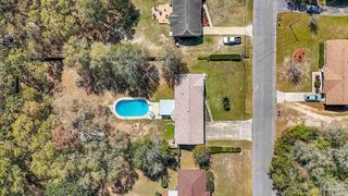 1172 New Haven Dr, Cantonment, FL 32533