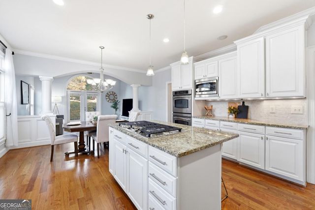 2347 Lake Ridge Terrace, Lawrenceville, GA 30043