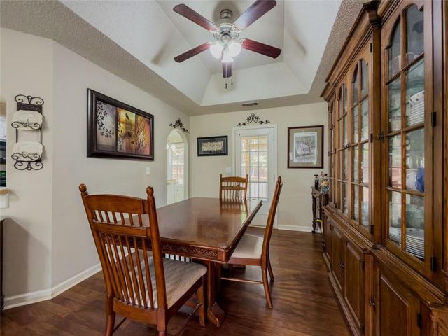 212 RAINBOW Lane, Winder, GA 30680