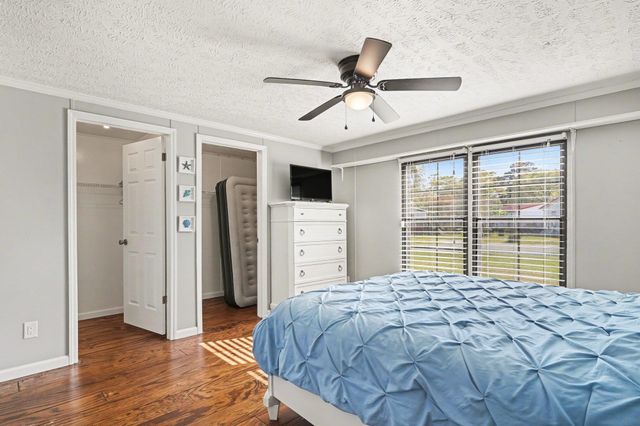 784 Lewis Ln., Murrells Inlet, SC 29576
