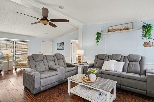 784 Lewis Ln., Murrells Inlet, SC 29576