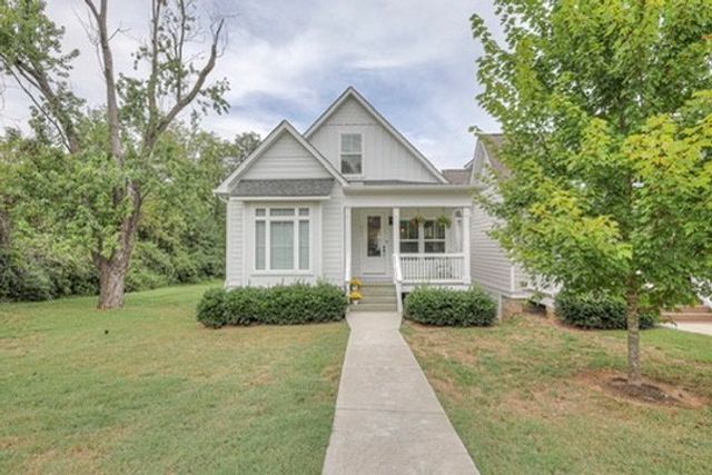 901 Curdwood Blvd, Nashville, TN 37216