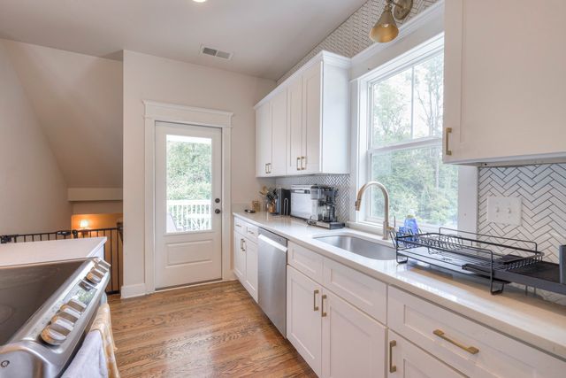 901 Curdwood Blvd, Nashville, TN 37216