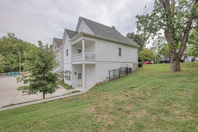 901 Curdwood Blvd, Nashville, TN 37216