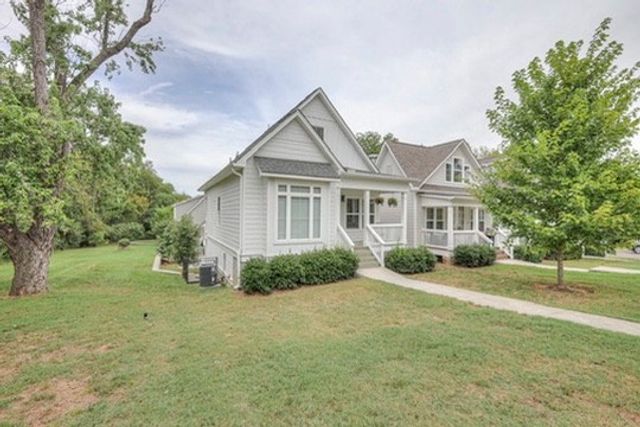 901 Curdwood Blvd, Nashville, TN 37216