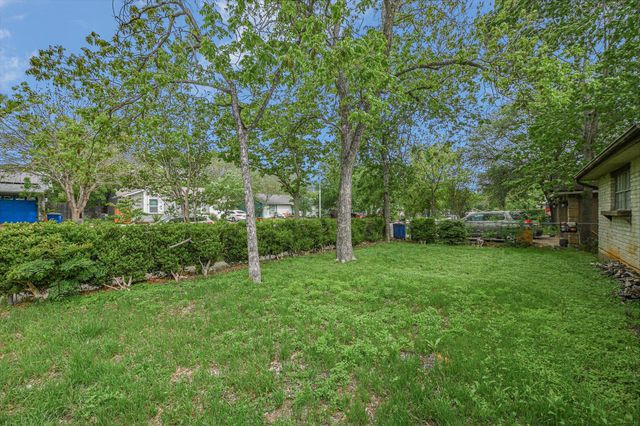 1637 Chippeway LN, Austin, TX 78745