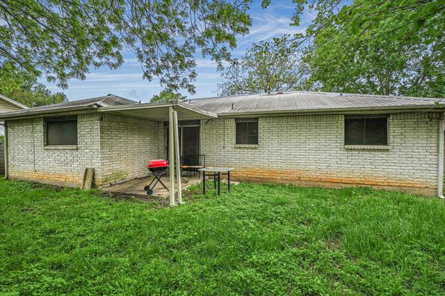 1637 Chippeway LN, Austin, TX 78745