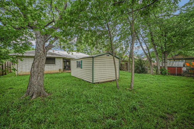 1637 Chippeway LN, Austin, TX 78745