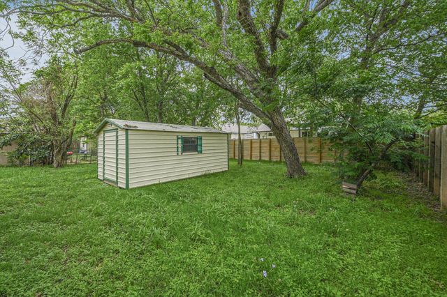 1637 Chippeway LN, Austin, TX 78745