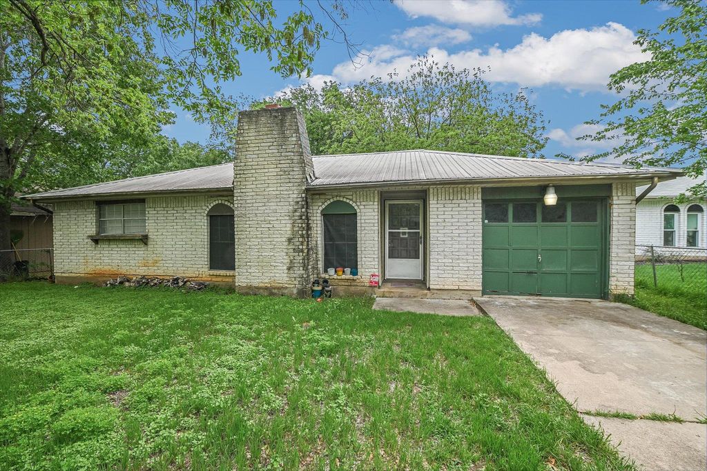 1637 Chippeway LN, Austin, TX 78745