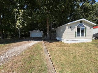 157 Lazy River Road, Cloverdale, IN 46120