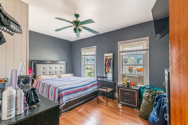 36 Fulton St, Phillipsburg Town, NJ 08865