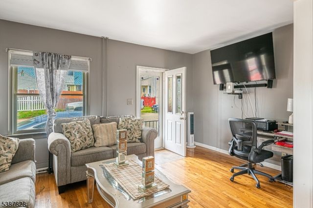 36 Fulton St, Phillipsburg Town, NJ 08865