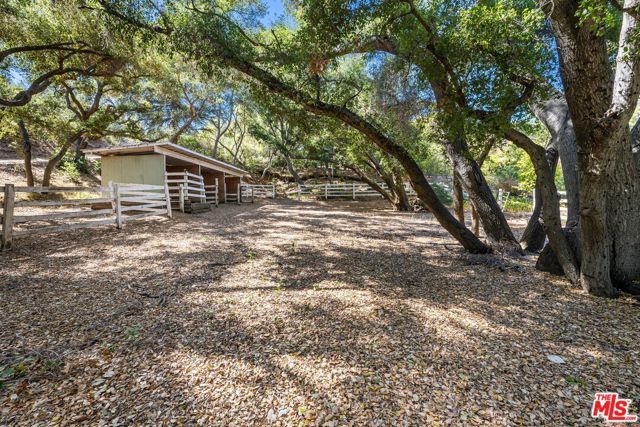 730 Crater Camp Drive, Calabasas, CA 91302