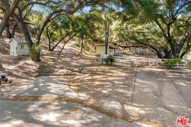 730 Crater Camp Drive, Calabasas, CA 91302
