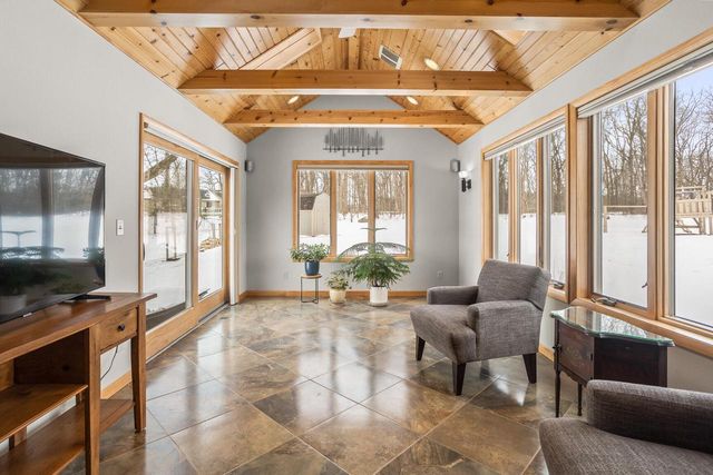 N70W23439 Prides ROAD, Sussex, WI 53089