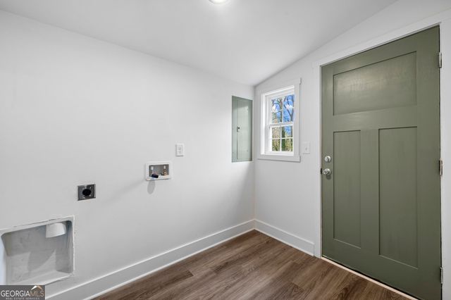 802 E McIntosh Road, Griffin, GA 30223